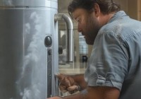 奥田电热水器质量问题曝光，安全使用提醒！