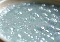 油烟机清洁小妙招：快速去除顽固污渍指南