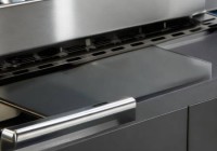 老板燃气灶9B32与9B28：性能对比与选购指南