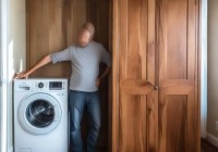 西门子洗衣机24H客服报修专线分析,洗衣机旁打造时尚收纳柜，美观实用两不误